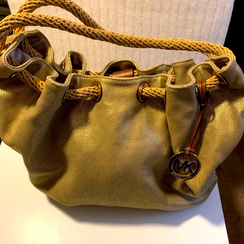 Beautiful Michael Kors Tote bag